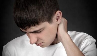 Πώς εκδηλώνεται η αυχενική οστεοχόνδρωση στους άνδρες;